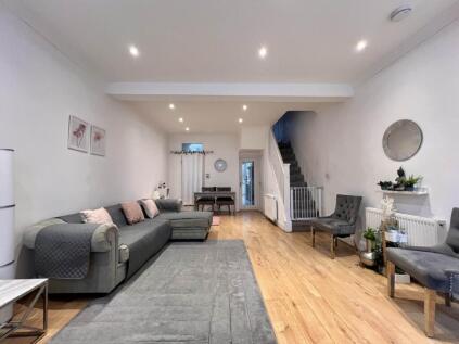 Credon Road, Plaistow, E13