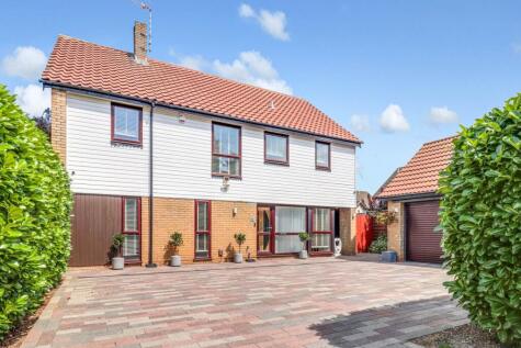 Challacombe, Thorpe Bay, SS1