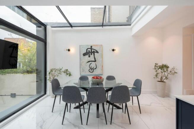 Breakfast room