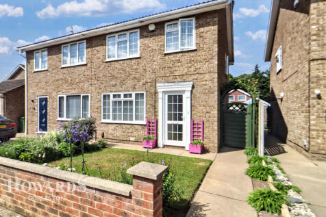 Fellowes Drive, Bradwell