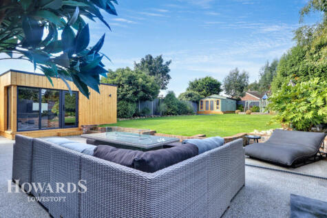 Chestnut Avenue, Lowestoft