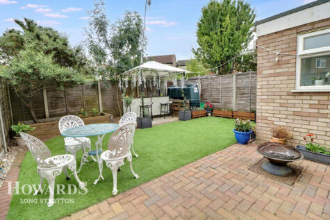 Porter Road, Long Stratton