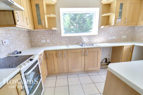 Chestnut Road, Pulham-St-Mary