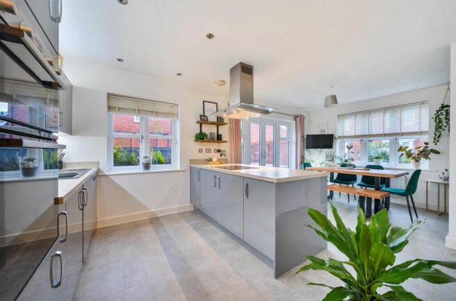 1402957-13-69724b...