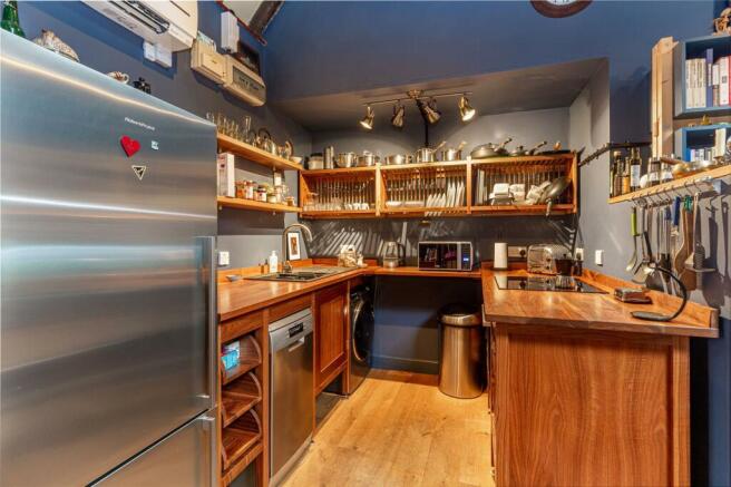 Kitche-1.jpg