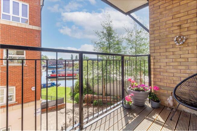 balcony-2.jpg