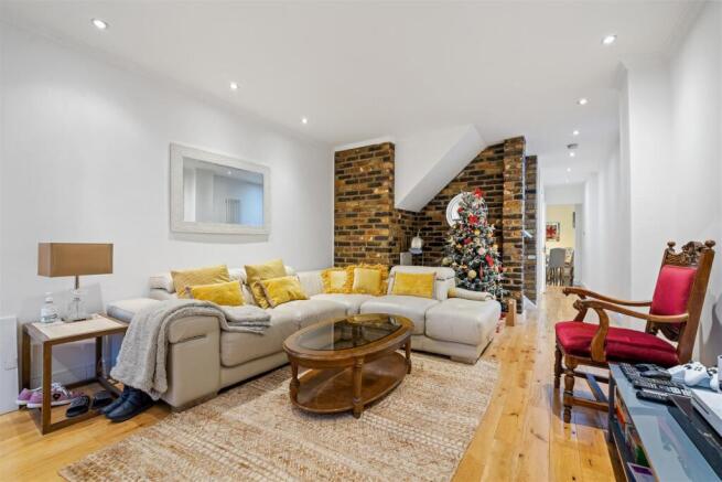 Flat 3, 98 Maida Vale W9 1PS-No Watermark-2.jpg