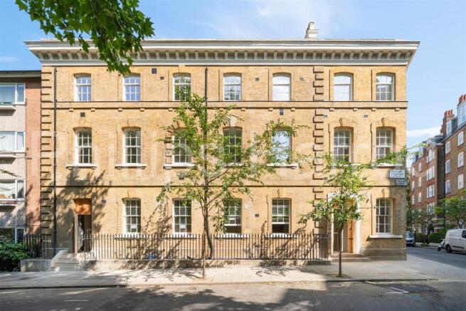 20 Newcourt Street front exterior.jpg
