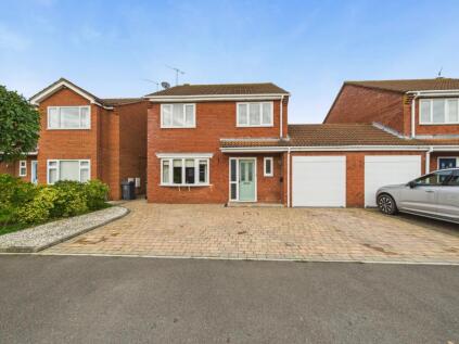 Osprey Close, Worcester, Worcestershire, WR2