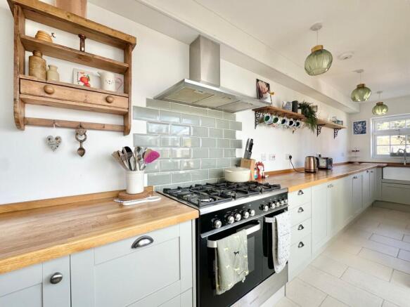 MAIN HOUSE KITCHEN