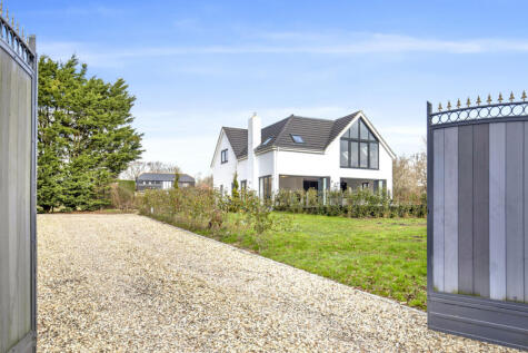 Scant Road East, Chichester, PO18