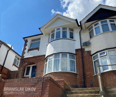 Crawley Green Road, Luton, LU2