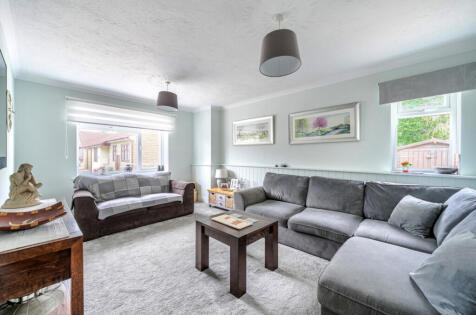 Meadow Close, Wincanton, BA9