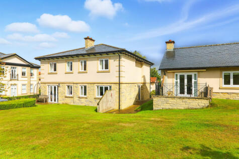 Hollins Hall, Harrogate, HG3