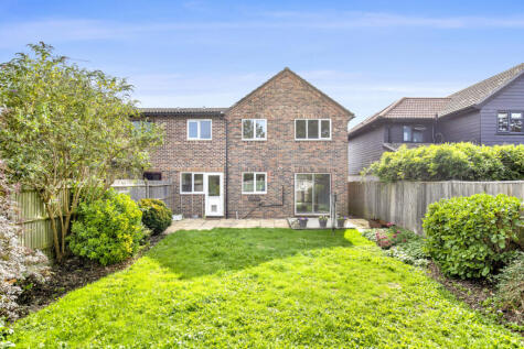 Barncroft Close, Chichester, PO20