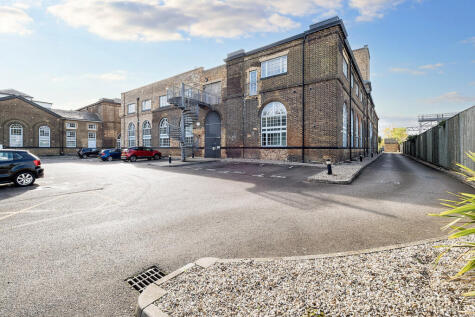 Kidman Close, Romford, RM2