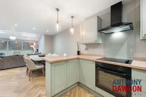 The Bullion, Barley, BB12