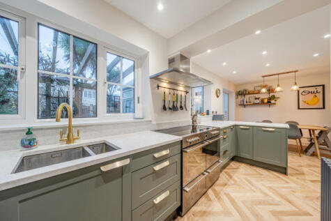 Old School Close, Southampton, SO31