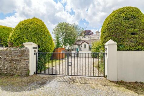Richards Row, Hartley, Plymouth