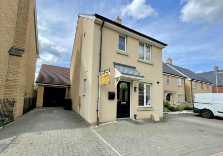 Finzi Grove, Biggleswade