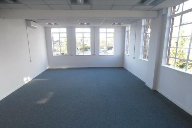 Essex_House_Upminster_Offices_To_Let_Rent_3.JPG