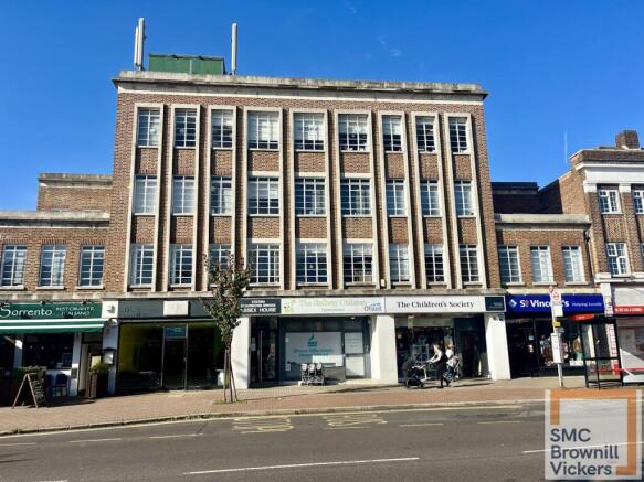 EssexHouseStationRoadUpminsterOfficesToLetRent.j