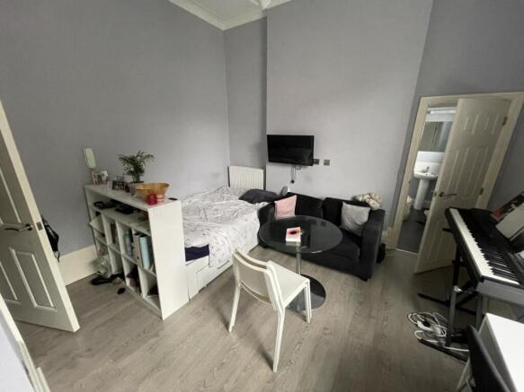 36E21DD9-139E-4194-B0E3-111935B6F092