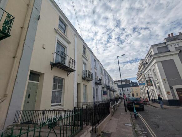 PXL_20251001_123322407