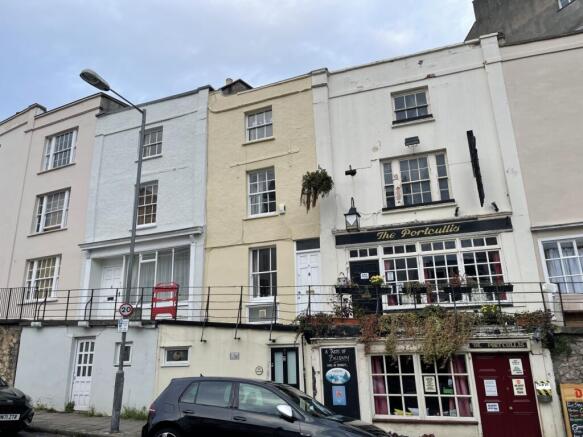 D0EFCDDB-E08E-409B-A075-9F820FA0DF28