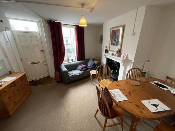 2007ECAD-6162-4726-BB10-0FC8DCEEB836