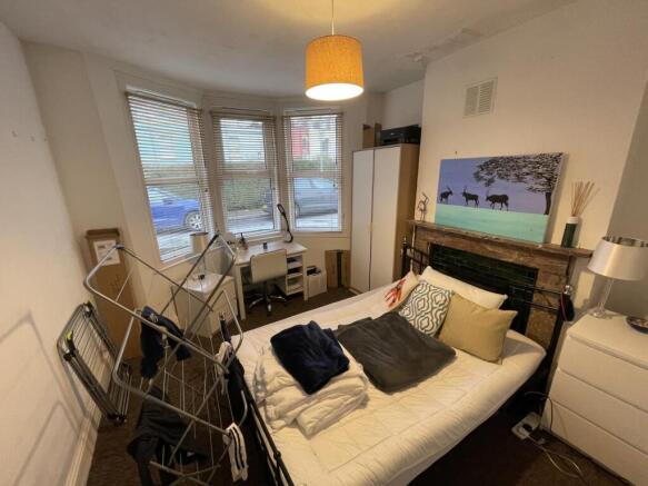 83249296-6501-46CC-8537-096AC5A1802F