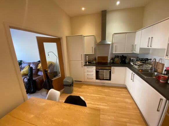 62AFBCE4-CB90-4F93-B4AE-489A05C8846F