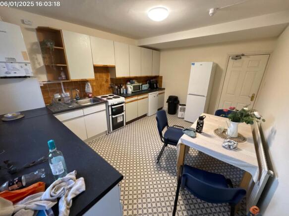 GardenFlat112Redland-Kitchen-14493847-39-0