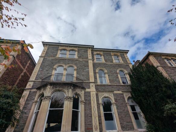 PXL_20251008_123027427