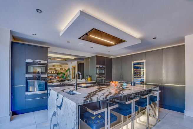Kitchen 12