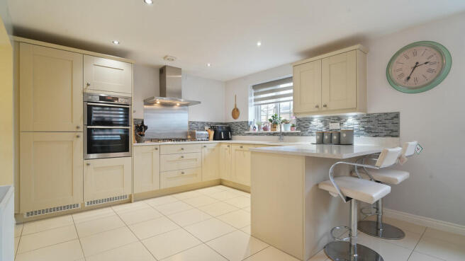 2CressbrookRd-19