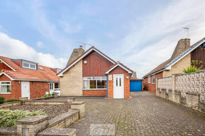 Front of house 1....