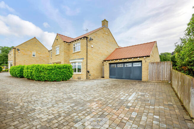 Front of house 1....