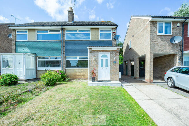 Front of house 1....