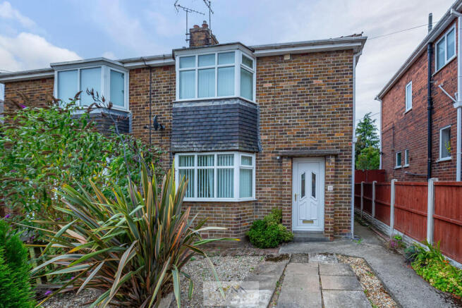 Front of house 1....