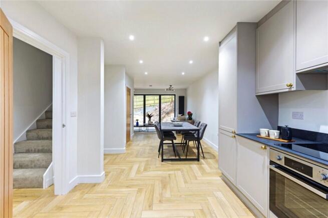 Kitchen / Dining
