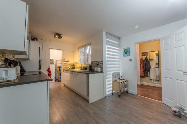 8 Kingsland Walk-10.jpg