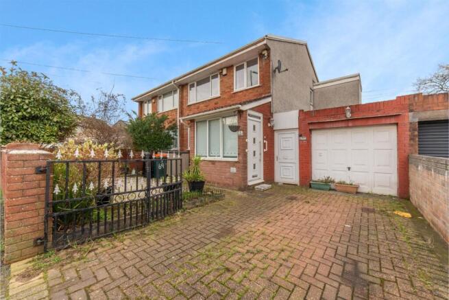 697 Monnow Way 5.jpg