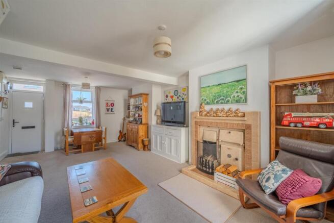 11 Ellick Street-8.jpg