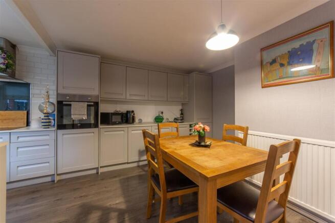 74 Kingsland Walk-12.jpg