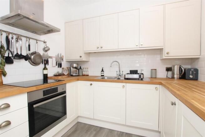 Kitchen.JPG