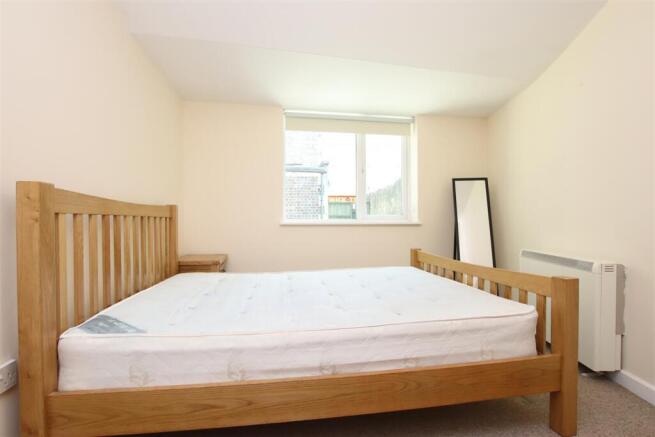 Bedroom.JPG