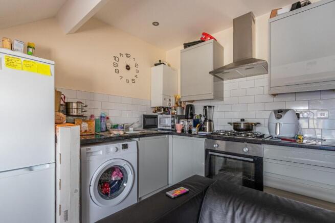 Cyril Crescent 6, 5 (2 of 5).jpg