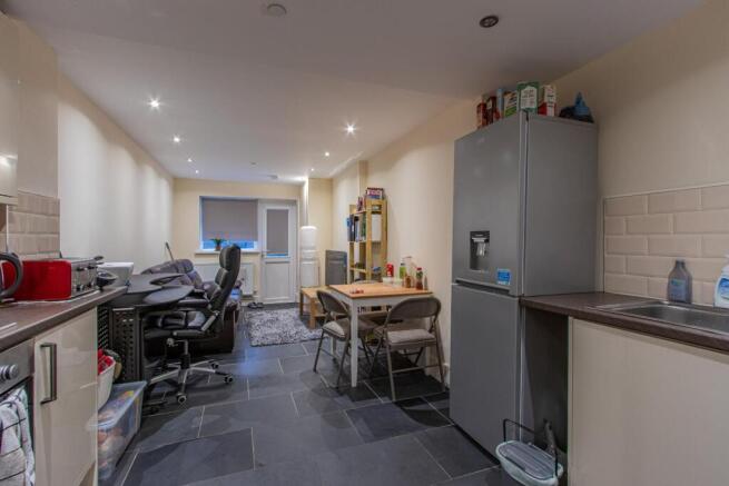 Glynrhondda Street 1A-3.jpg