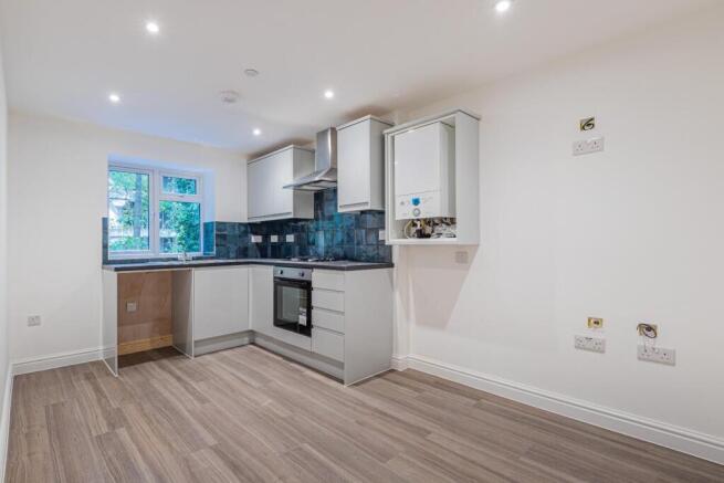 Colum Road 18, 3-1.jpg